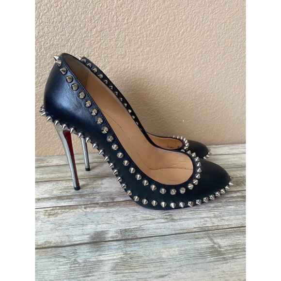 Christian Louboutin Dorispiky Black Leather Spiked Pumps 37.5/US7.5 w/COA No Box - Picture 1 of 15